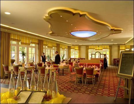Land- Und Kurhotel Tommes Nordenau Exterior photo