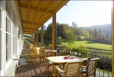 Land- Und Kurhotel Tommes Nordenau Exterior photo