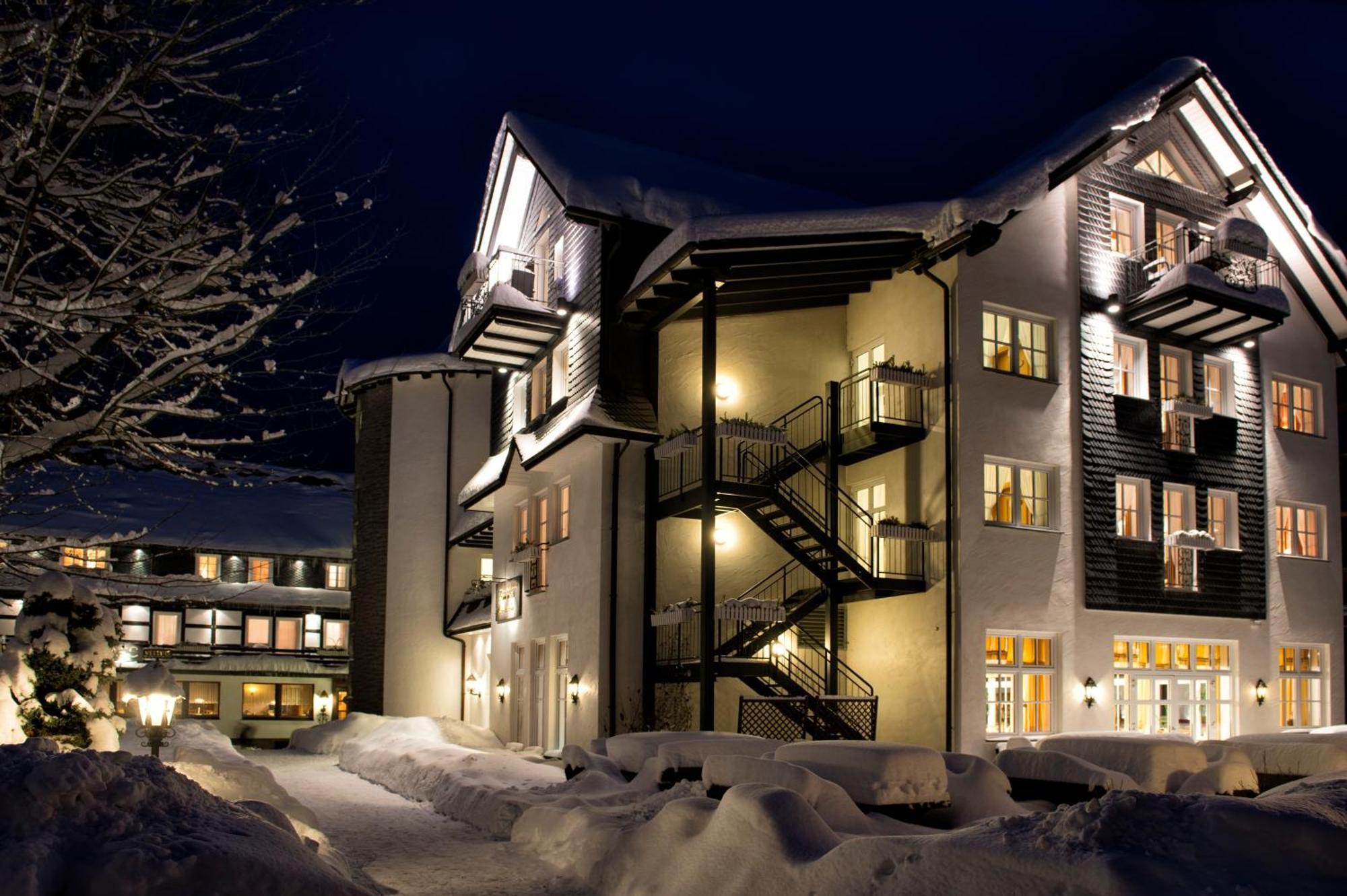 Land- Und Kurhotel Tommes Nordenau Exterior photo