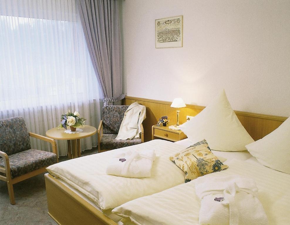 Land- Und Kurhotel Tommes Nordenau Room photo